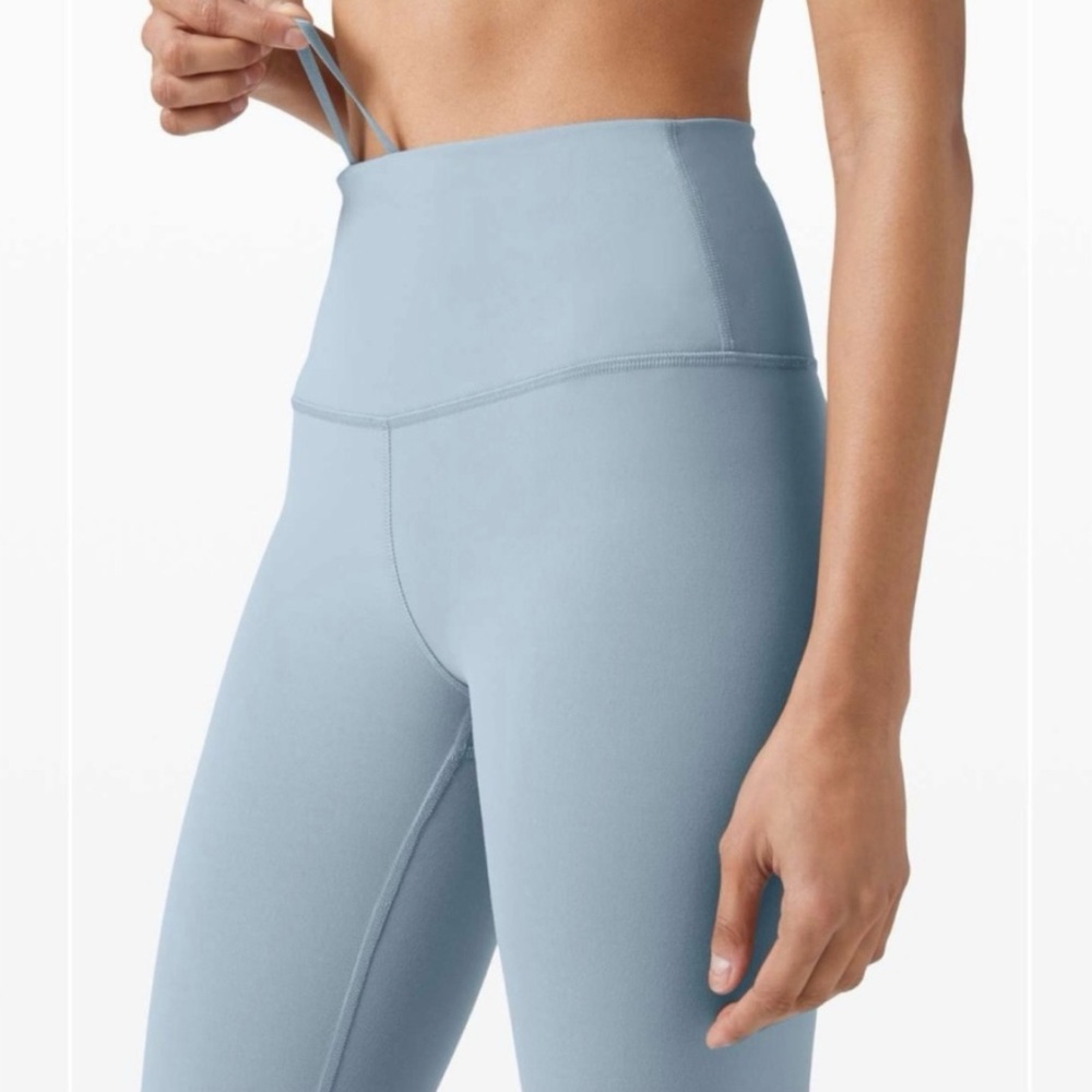 Lululemon Women’s 4 Wunder Train Tights High Rise 23” Chambray Blue $98.00 - Picture 3 of 3